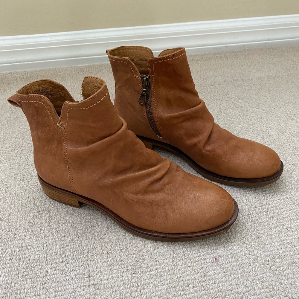 Sofft brown leather ankle boots boho festival women’s size 8.5